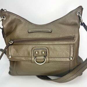 Stone Mountain Olive Green Leather Crossbody Bag Adjustable Strap Pockets
